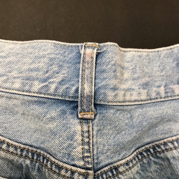 American Eagle Acid Wash Mom Jean Shorts SIZE 6 - Picture 8 of 10